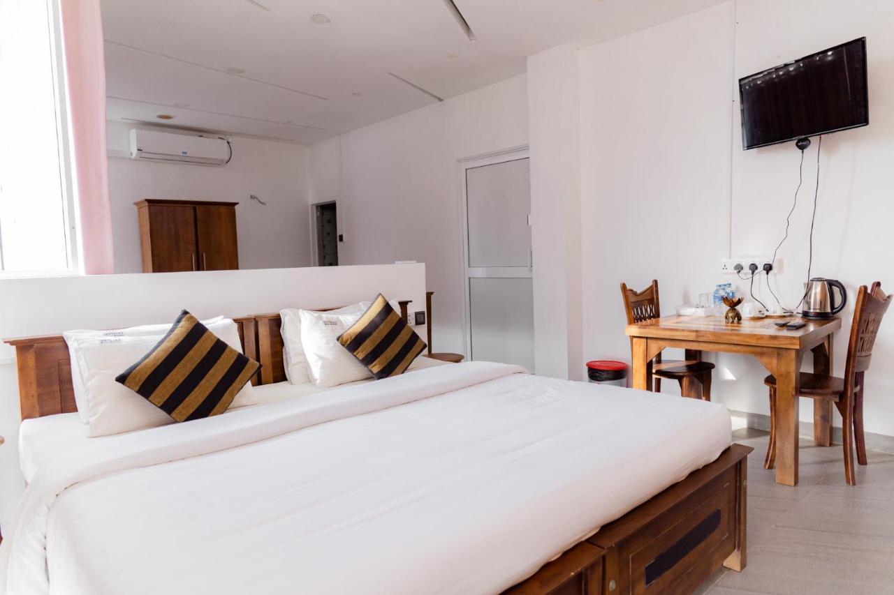 Centhara Beach Weligama Hotel Exterior photo