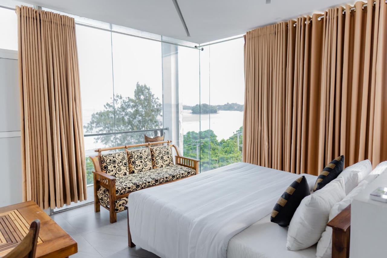Centhara Beach Weligama Hotel Exterior photo